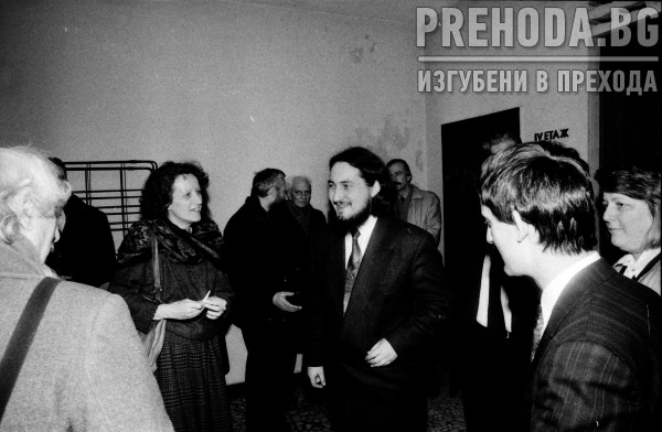Български писатели се срещат с Любчо Георгиевски и  други македонски лидери.