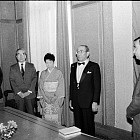 Министър Карабашев награждава японец