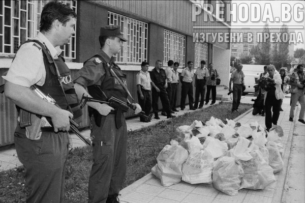Полицаи изгарят конфискувани наркотици в пещите на Кремиковци