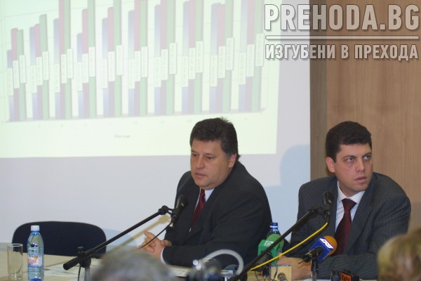 Митничари - Краун Енджънс и министър Велчев - пресконференция