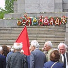 Комунисти честват 9 май - ден на победата на паметника на руската армия