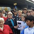 Протест на граждани за убитите деца на пешаходната зебрата