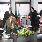 Плугчиева в Министерство  на земеделието подписва с представител на ООН
