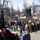 Протест на студенти против отнемането на безплатните карти за градския транспорт