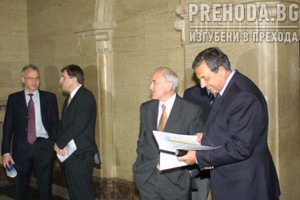 Президентът Георги Първанов се среща с икономисти и бизнесмени