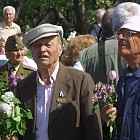 Пети май - честване пред Паметникът на незнайния воин и пред Паметника на съветската армия