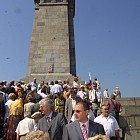 Пети май - честване пред Паметникът на незнайния воин и пред Паметника на съветската армия