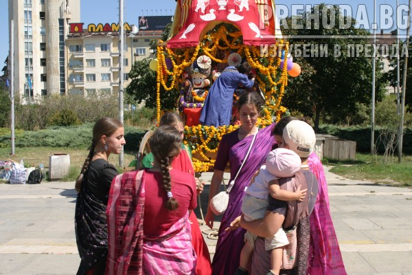 Кришнари-празник 2004.8