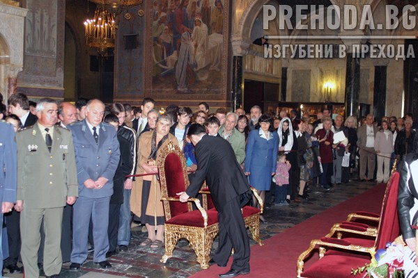 Катедрален празник на А;елсандър Невски - духовници и политици 2004.10