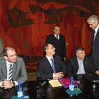 НДК - среща на БСП с червени икономисти 2004.3