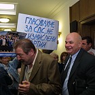 СОС -среща с районните кметове-протест 2004.6